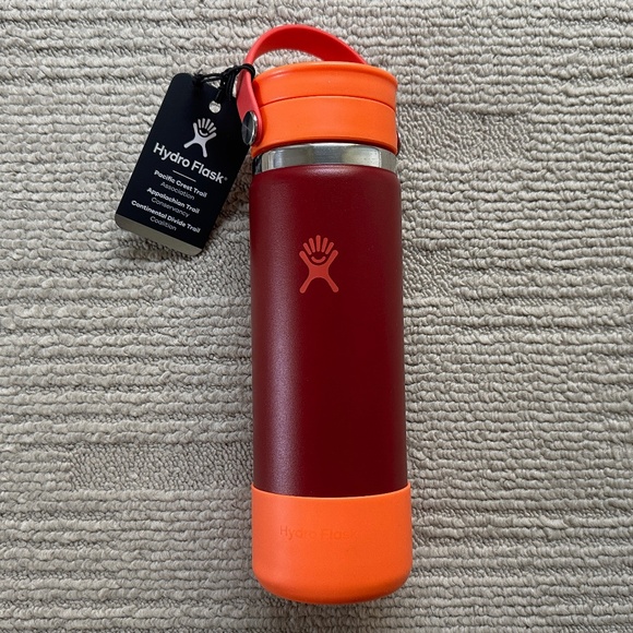 Hydro Flask Scenic Trails Limited Edition 20 oz Wide Mouth with Flex Sip… - Picture 3 of 8